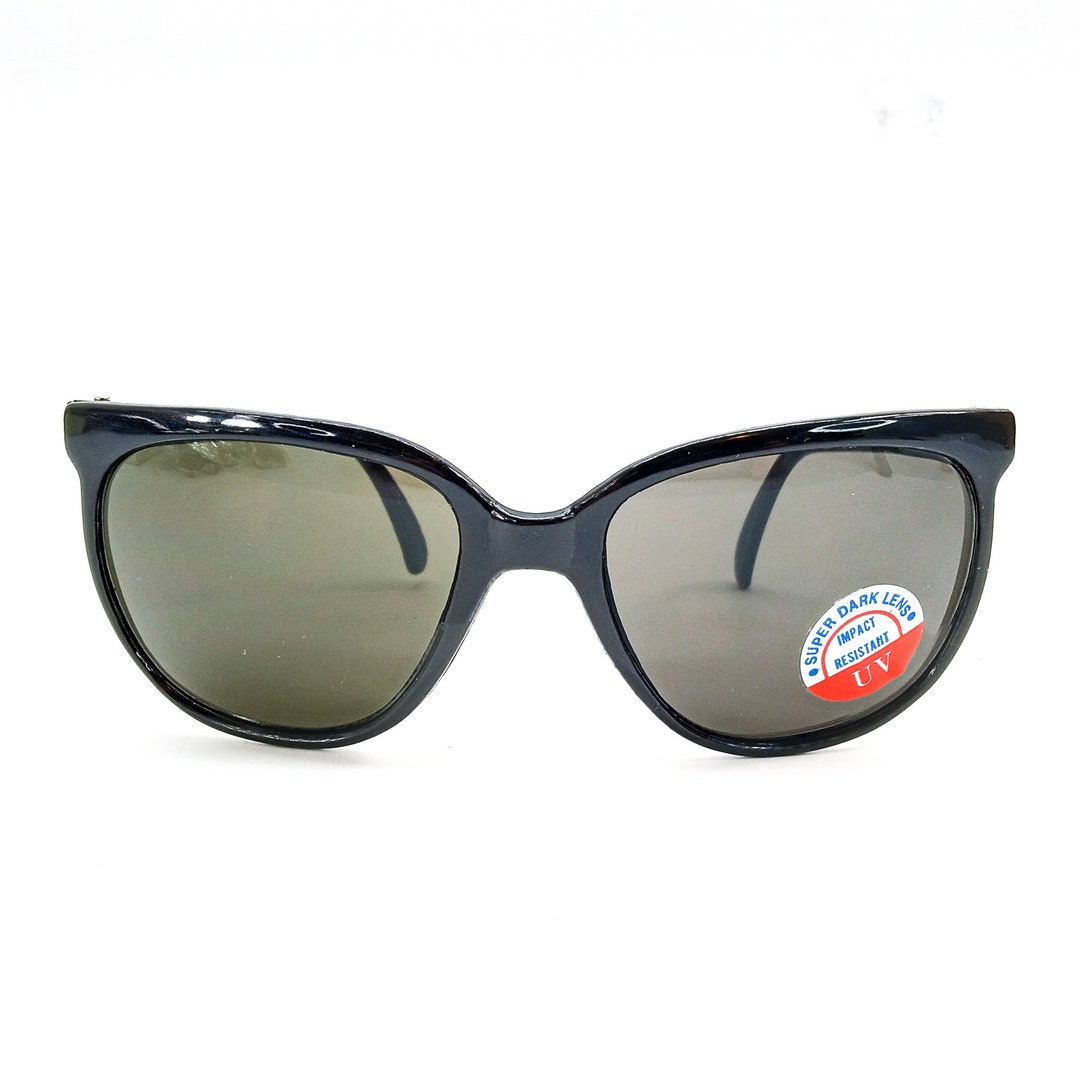 Vintage Sunglasses Black Plastic Frames, Round Glasses, Black