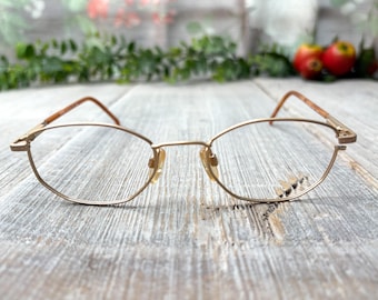 ディオール　90年代 デッドストック　新品　レディースメガネフレーム デッドストック Christian Dior クリスチャンディオール オーストリア