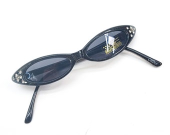 90s pointy cat eye sunglasses vintage sunglasses black retro sun glasses 1990s fashion accessories accessory rhinestones