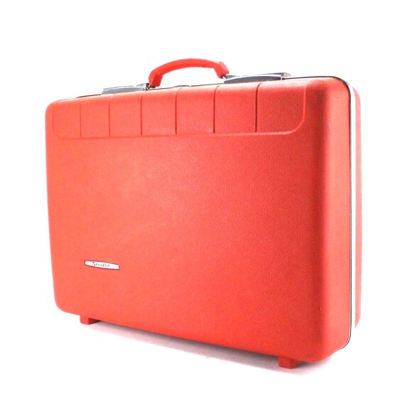 red hard shell suitcase