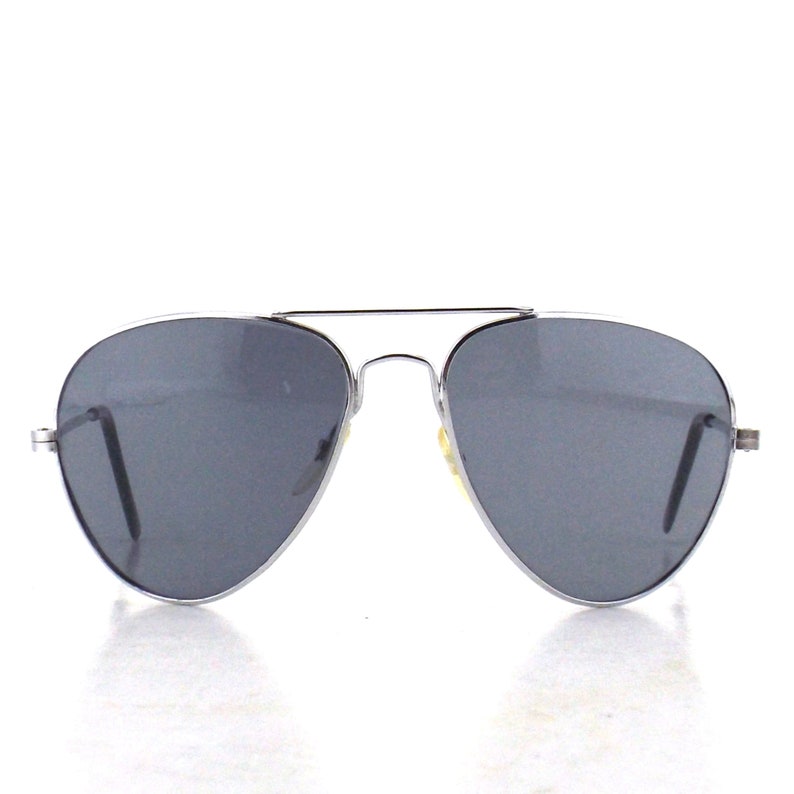vintage 80s NOS classic aviator sunglasses silver metal frame sun glasses