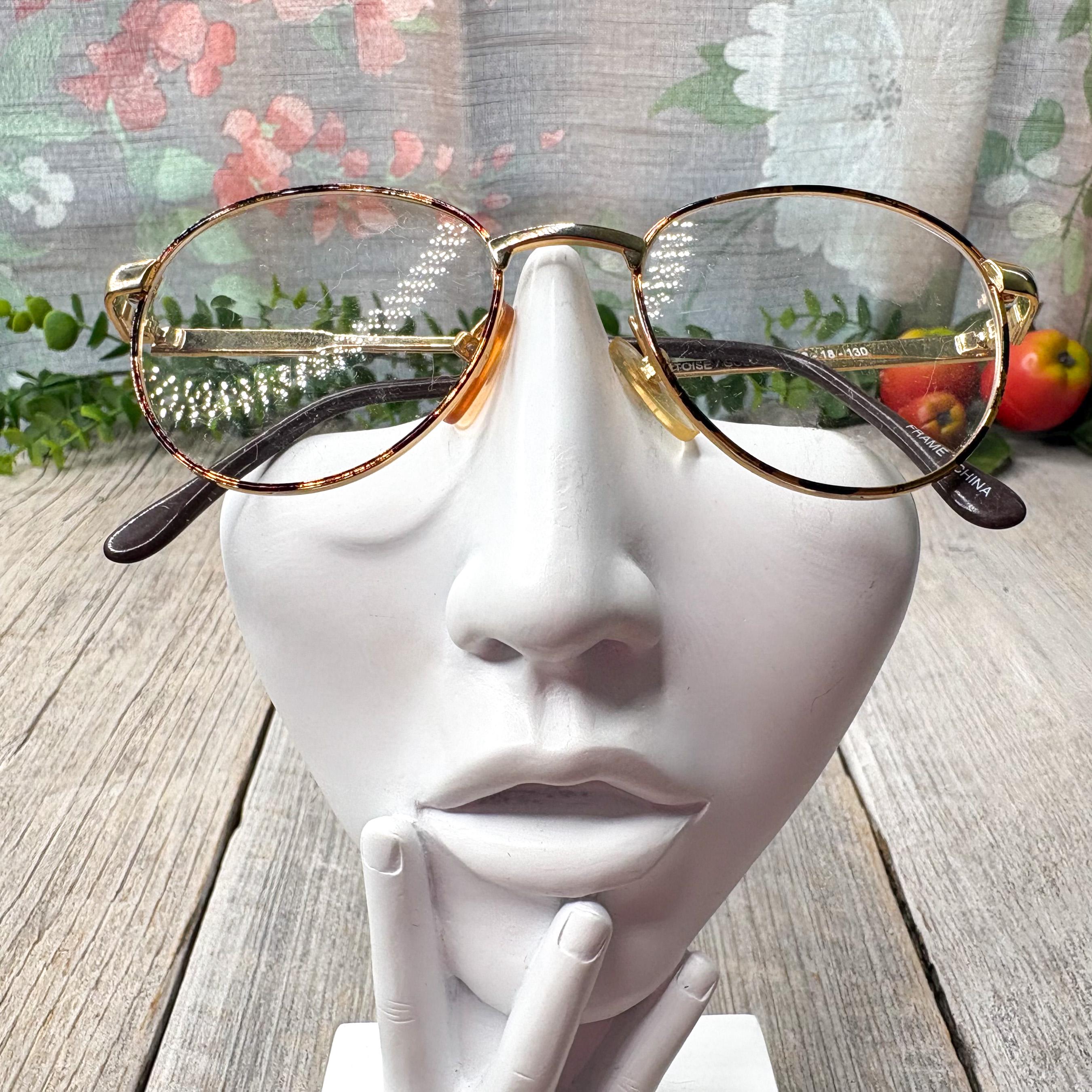 Vintage Tortoise Gold Metal Eyeglass Frames: Round Unisex  display picture 1