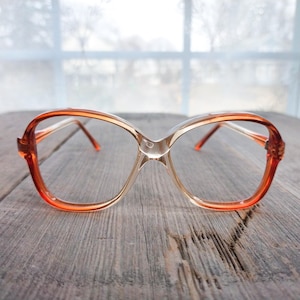 square eyeglass frames translucent ombre honey/orange oversize 80s eyeglasses fashion accessories women