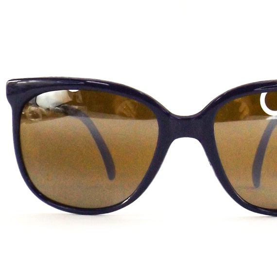 women's round navy blue sunglasses 80s vintage NOS - image 2