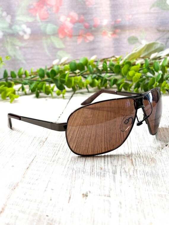 Oversized Wrap-Around Sunglasses: Bronze or Gunmetal