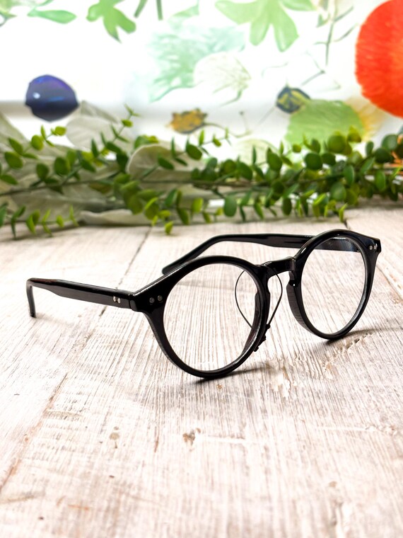 Round Steampunk Clear Lens Glasses: Black Plastic Frames