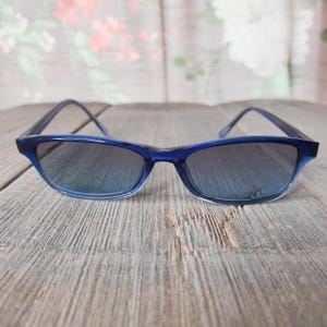 retro cat-eye sunglasses dark blue fade 90s slim sunglass accessories eyewear unisex/men/women 1990s vintage deadstock