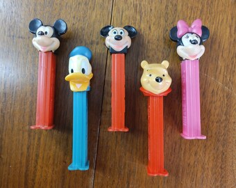 ディズニーのくまのプーさんPEZディスペンサー - お好みのPEZをお選び