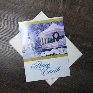 paz na terra cartão de natal gazebo capela igreja cristão neve memórias beleza eua vintage novo estoque antigo cartão de felicitações ouro branco não utilizado