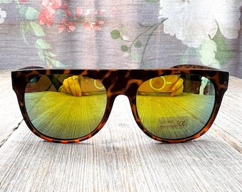 Gafas de sol gruesas de carey con montura plana: estilo Wayfarer, protección UV.