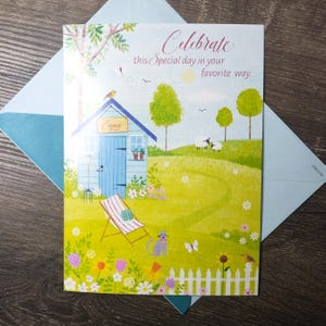 cartão de feliz aniversário comemora dia especial fora quintal ela-galpão primavera jardim flores gato ovelha comemorando para ela/mulheres