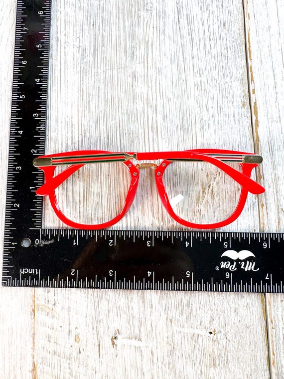 Oversized Round Clear Lens Glasses: Red Plastic, Gold Metal View 5
