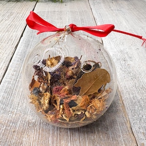 Glass potpourri ball christmas ornament hallmark keepsakes decoration holiday decor original box collectible scented decorative gift for her