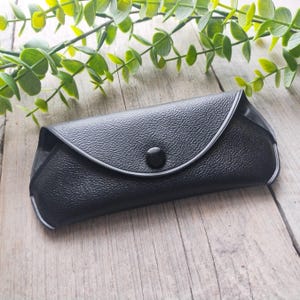 custodia per occhiali in similpelle nera porta occhiali da sole accessori per occhiali unisex/uomo/donna accessorio occhiali con montatura piccola