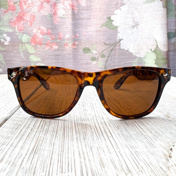 Tortoiseshell Sunglasses: Plastic Frames - image 1