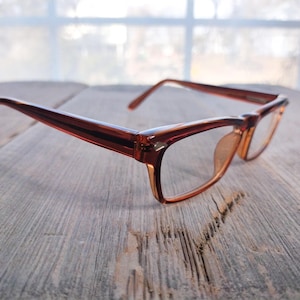 brown smoke eyeglasses 90s eyewear unisex/men/women eyeglass frames for prescription 1990s fashion accessories accessory rectangle