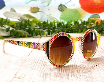 Gafas de sol con estampado azteca: montura redonda de plástico extragrande