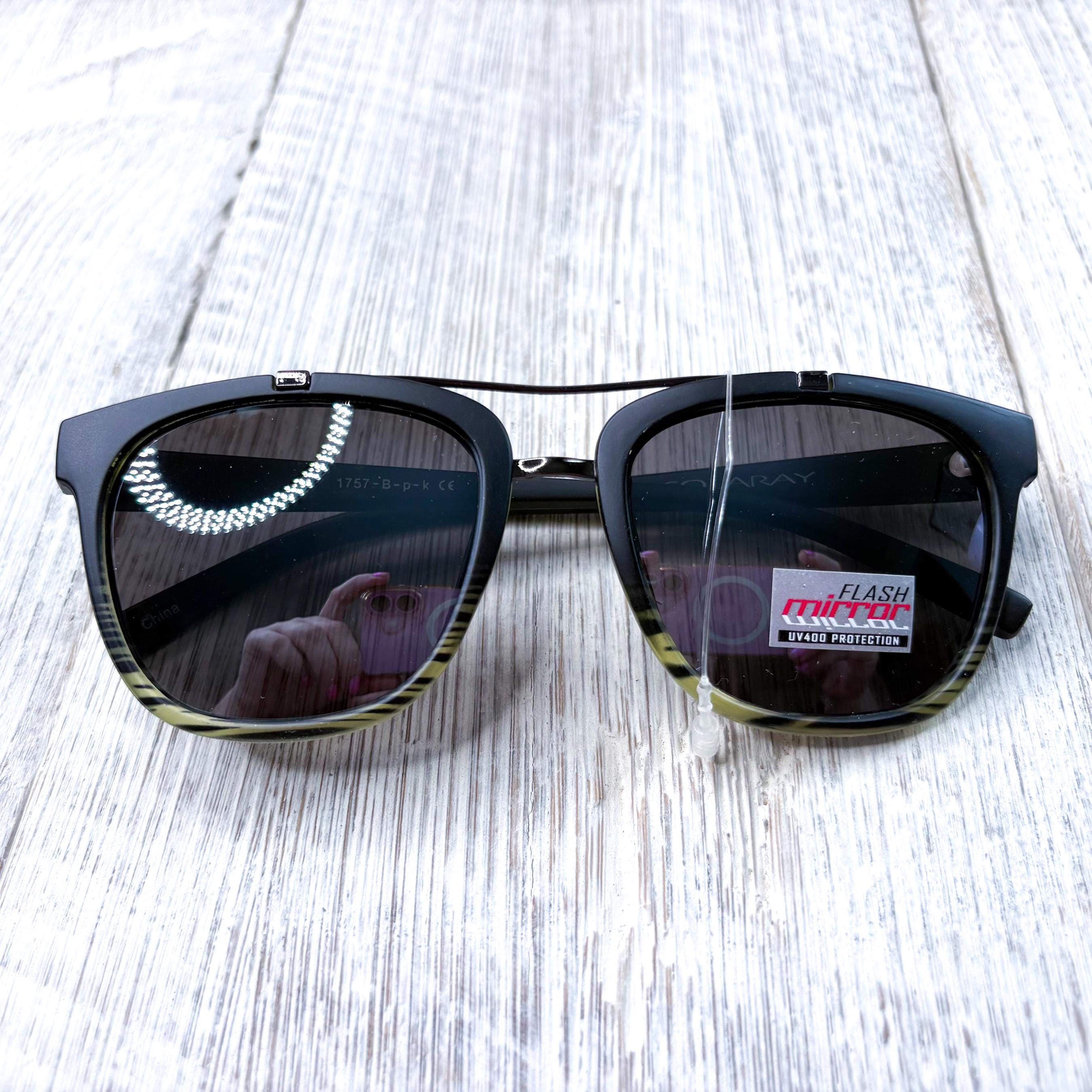 Oversized Square Aviator Sunglasses: Black & Green, UV 400 