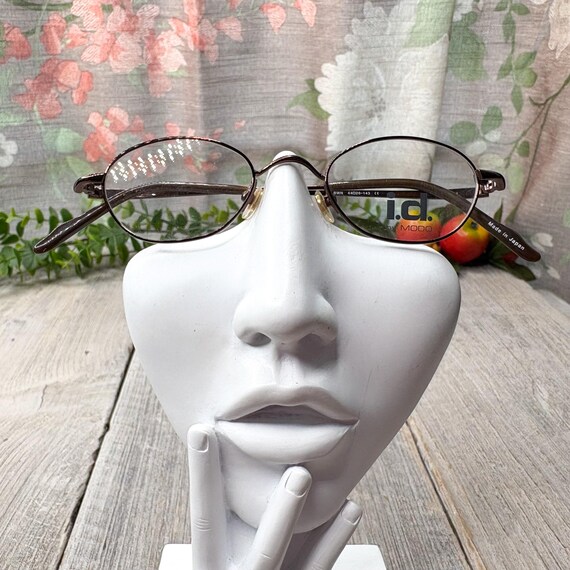 Bronze Round Eyeglass Frames: 90s Vintage Deadsto… - image 4