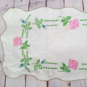 vintage embroidered floral table runner, rectangle scarf linen, pink roses image 4