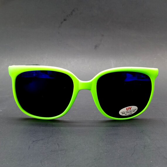 round sunglasses green black nylon sunglasses vin… - image 3