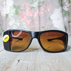 oversized shield sunglasses over glasses eyewear amber lens driving sunglass xl black plastic frame unisex/men/women deadstock vintage 1990s