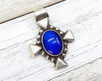 vintage necklace pendant .925 mexican silver with blue cateye stone