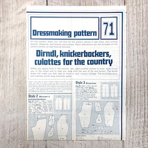 Puede incluir: Una hoja de patrón de costura vintage con instrucciones para Dirndl, knickerbockers y culottes. La hoja incluye diagramas, diseños de corte e instrucciones de costura. El texto de la hoja dice "Dressmaking pattern 71".