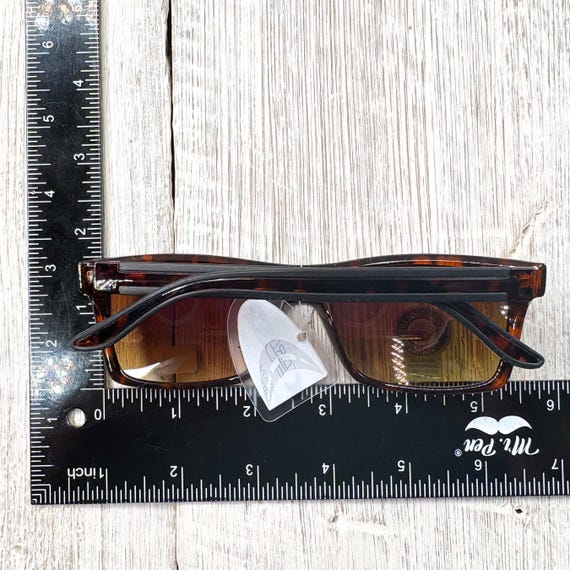 square tortoise-shell sunglasses polarized lenses… - image 5