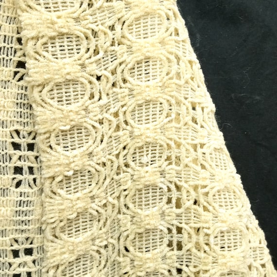 1970s crocheted shawl with fringe chenille shawl … - image 3