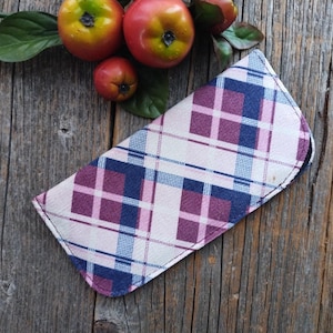 Purple Plaid Soft Eyeglass Case: Sunglasses Sleeve Accessory