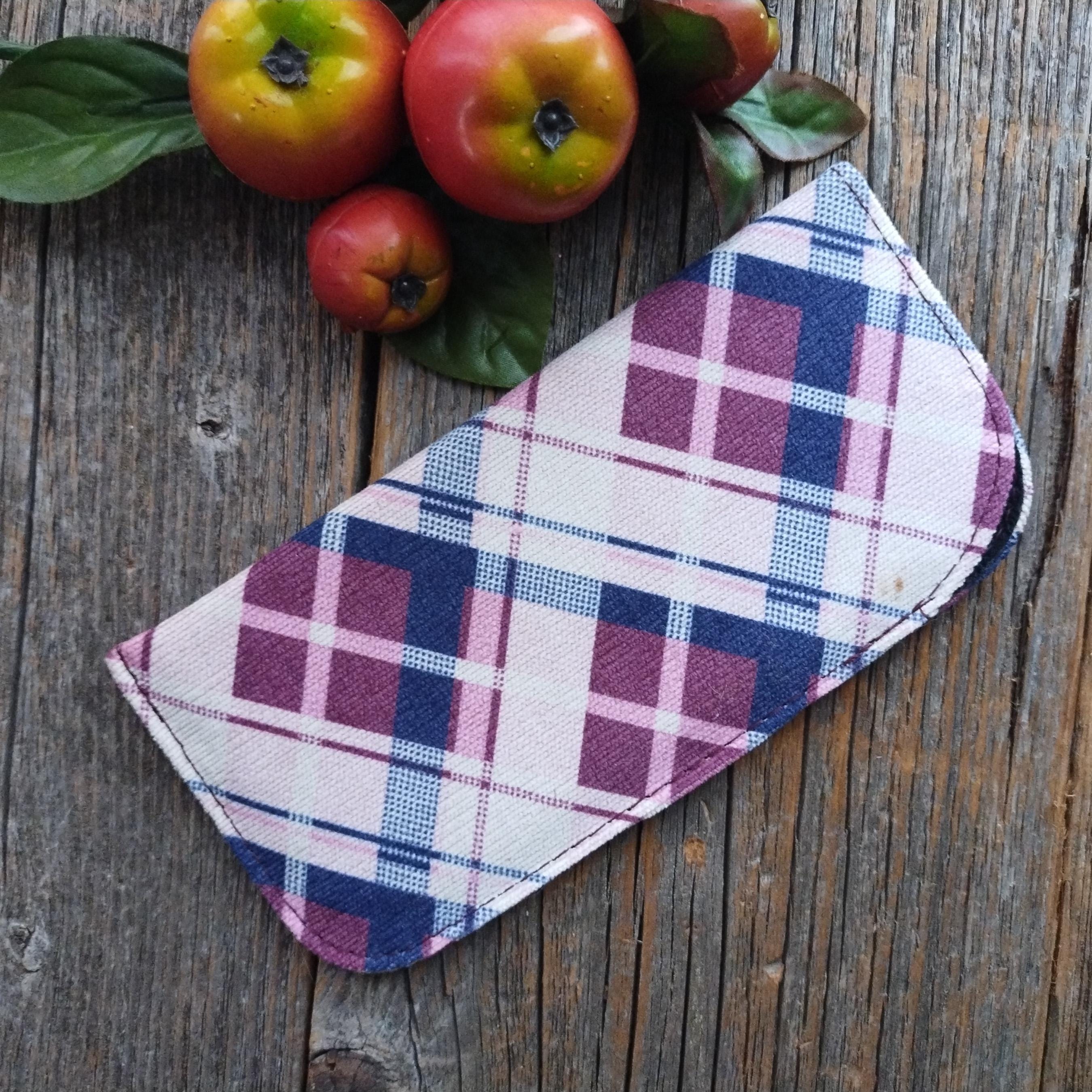 Checkered Sunglasses with Purple Case PUNK CHECKERED Sunglasses Case | Giant Vintage Eyewear main image 4