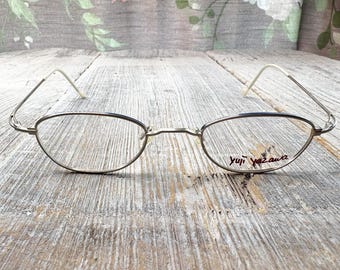 Monturas de gafas ovaladas vintage con acabado mate perlado: Unisex, de los años 90, sin usar (44[]21/140)