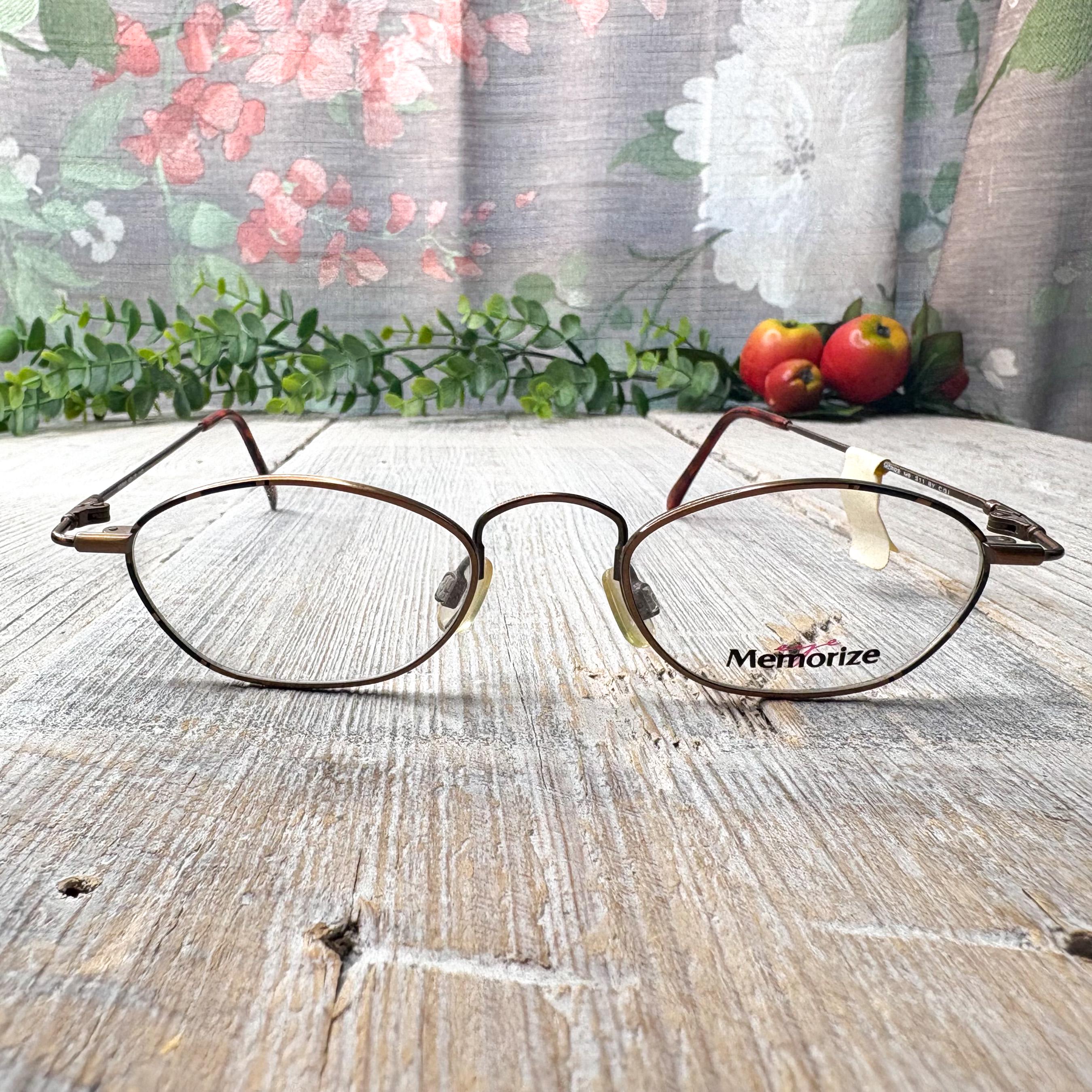 Vintage Bronze Tortoiseshell Oval Eyeglass Frames  display picture 1