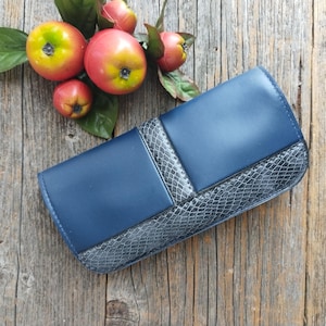 faux leather eyewear hard case dark blue gray snakeskin accessories eyeglasses sunglasses eyeglass sunglass holder accessory men/women/teens