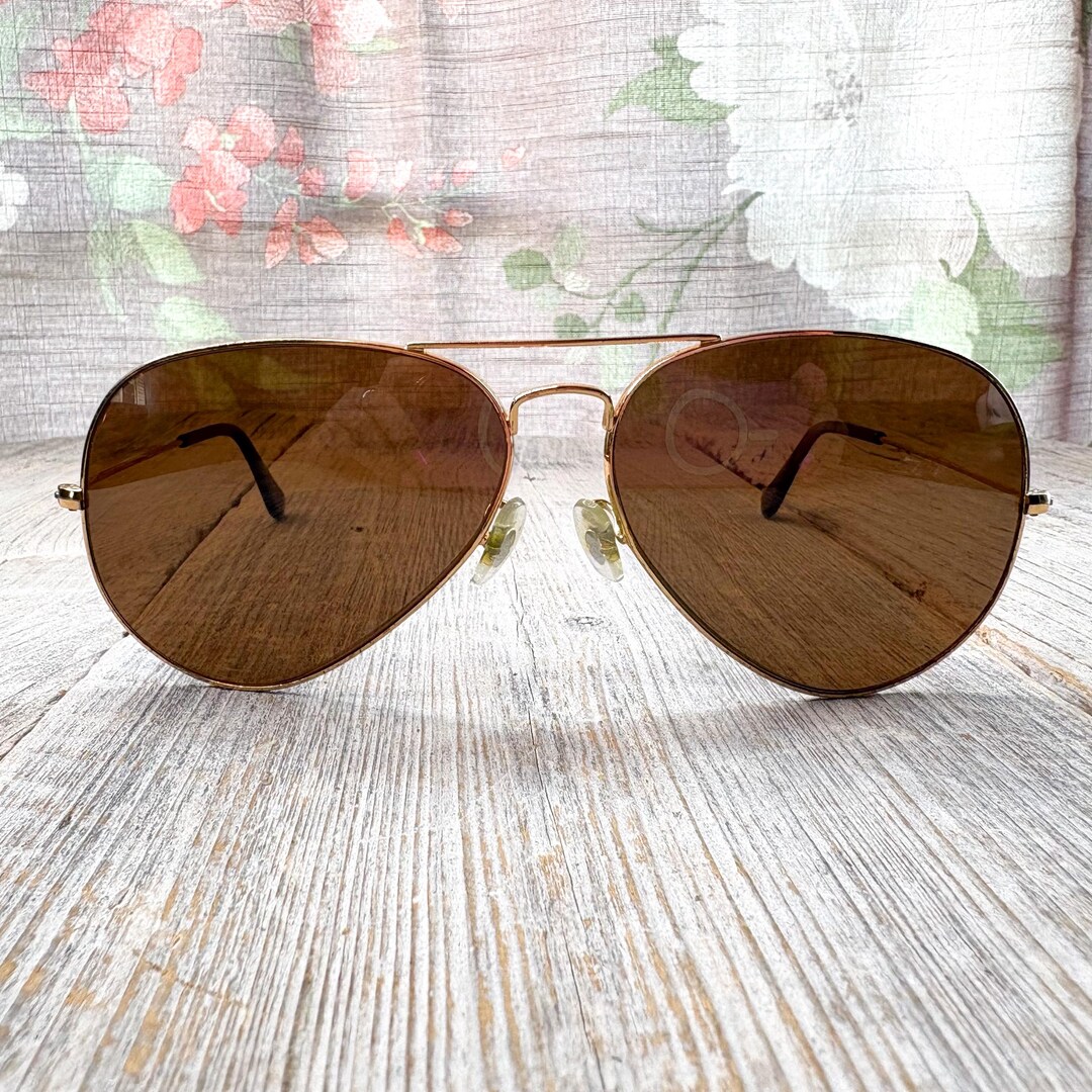 美品　Ray-Ban　アビエーター　サングラス　ブラウンレンズ　ゴールドフレーム Ray-Ban サングラス ブラウンレンズ ゴールドフレーム 男女兼用