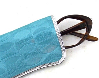 vintage blue leather eyeglass case | vintage 50s 60s NOS eyeglass case | eyeglass accessories for women