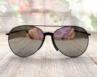 Oversized Aviator Sunglasses: Silver Mirror Lenses, Black Metal Frame