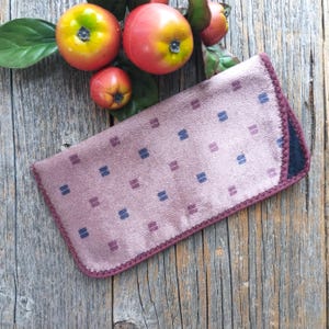 Mauve Velour Eyeglasses Case: Checkered Soft Sleeve
