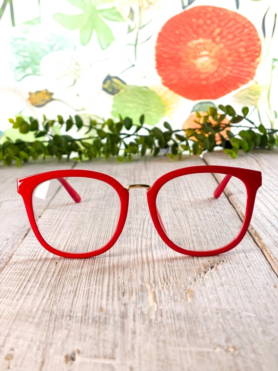 Oversized Round Clear Lens Glasses: Red Plastic, Gold Metal View 3