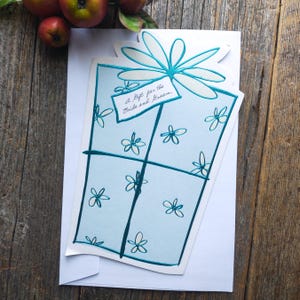 huwelijk gefeliciteerd cadeaukaarthouder getrouwd stel receptie cadeau voor bruid en bruidegom attent huwelijksreisfonds blauwe geschenkdoos groet