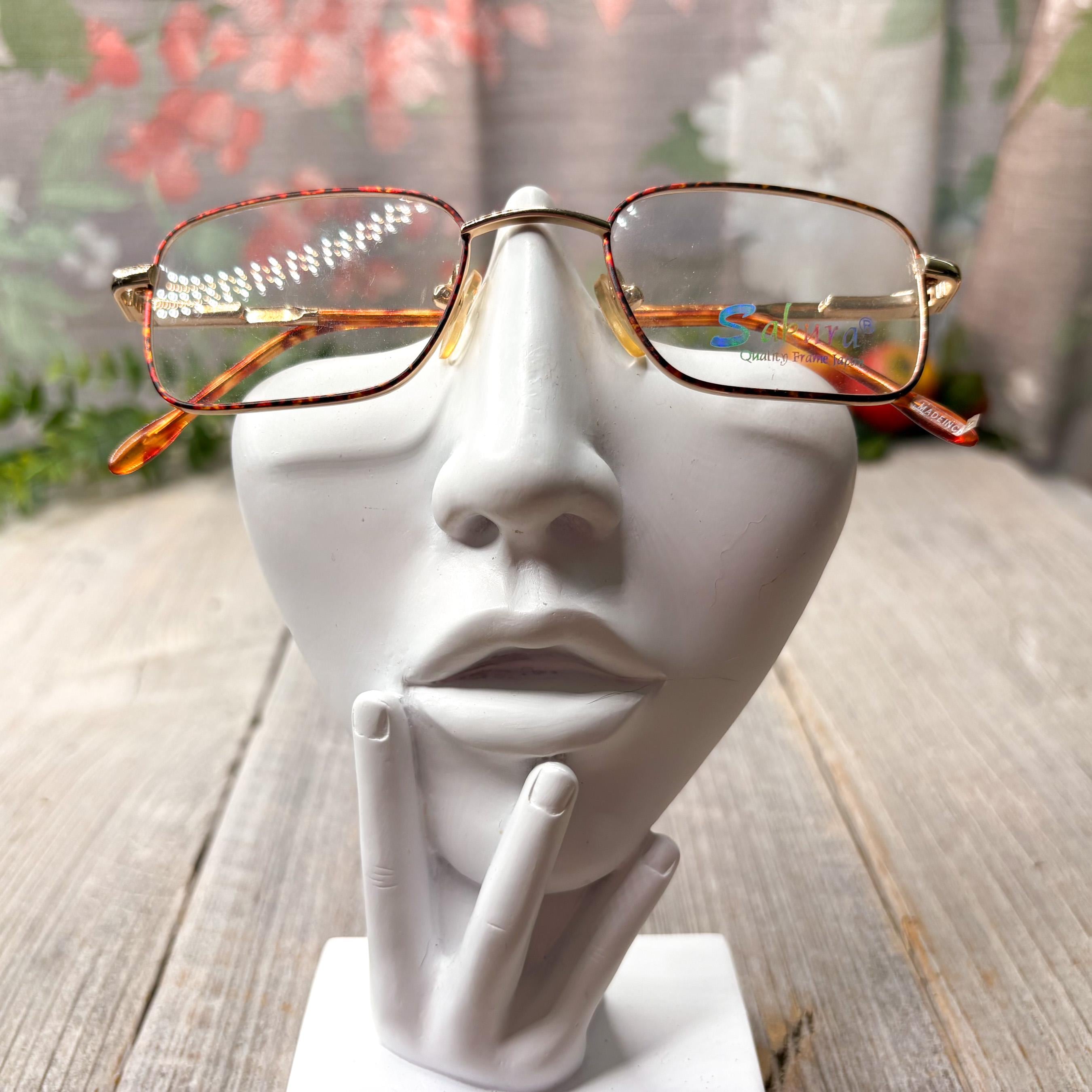 Vintage Tortoiseshell Eyeglass Frames: Light Gold Metal, 90s  display picture 2