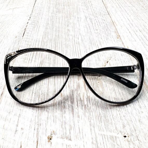 Oversized Round Clear Lens Glasses: Black Cat-Eye Eyeglasses View 6