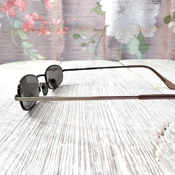 Vintage Metal Frame Sunglasses: Silver Pink or Gu… - image 10