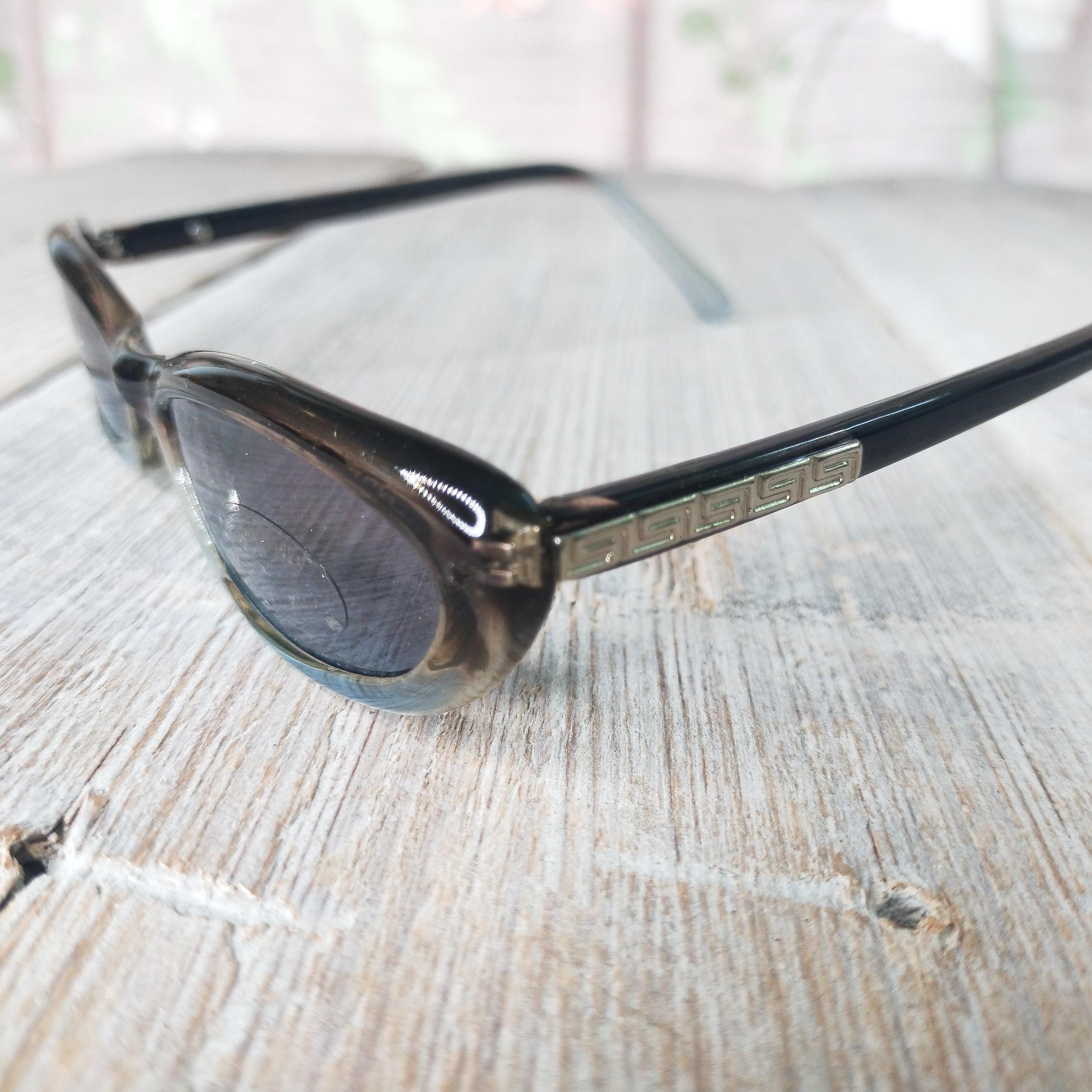 90年代ヴィンテージサングラス：ブルーレンズ、シルバーアクセント