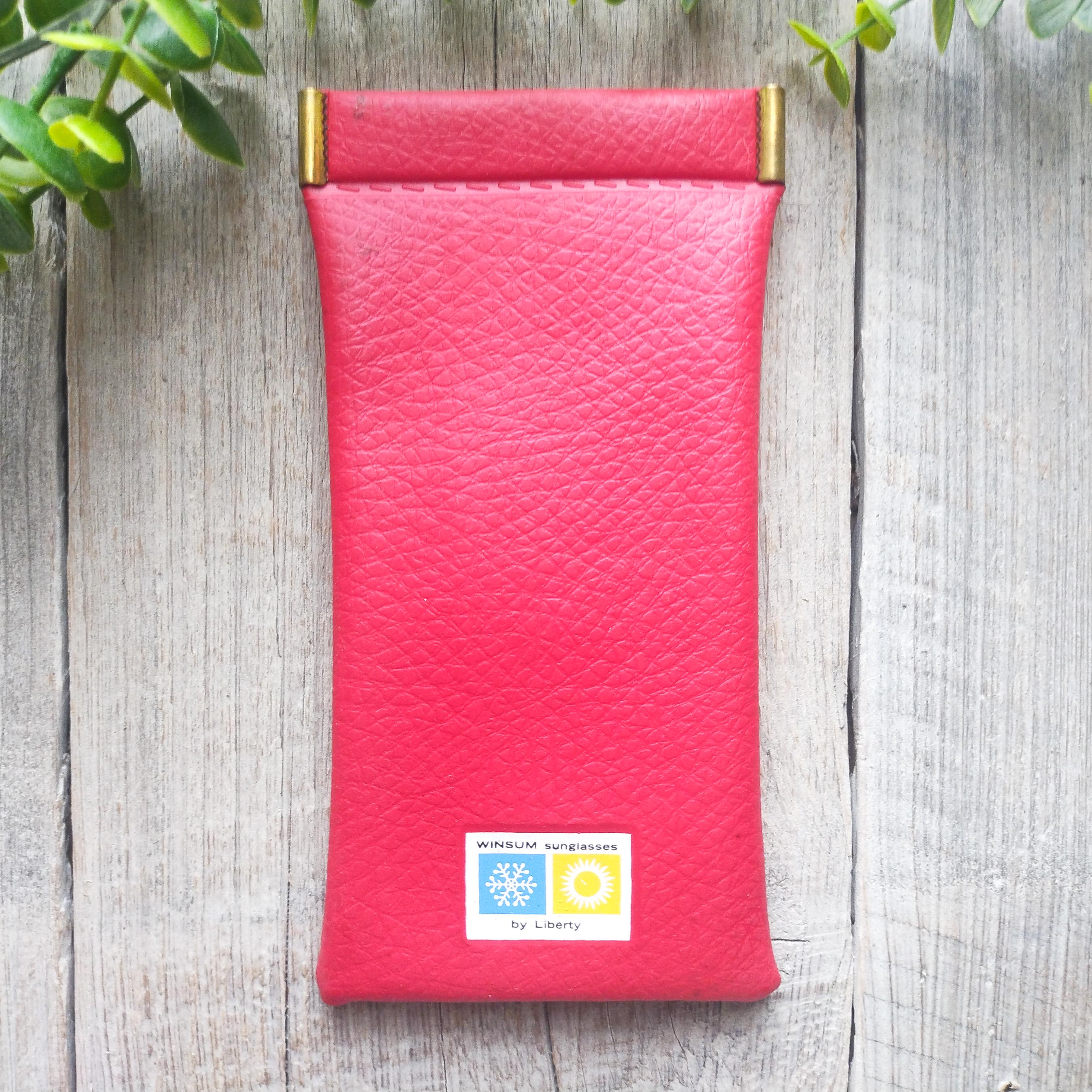 Red Eyeglass Case: Vintage 1950s Sunglass Accessory - Etsy  display picture 1
