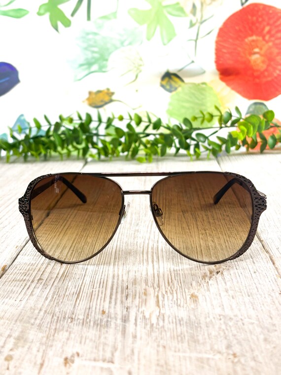 Textured Aviator Sunglasses: Bronze Metal, Dark Lenses, UV400