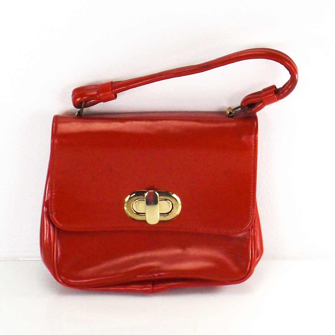 Red faux leather handbag purse 60s vintage red bag gold | Etsy