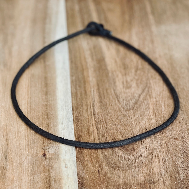 Mens womens unisex 4mm thick black leather necklace image 2