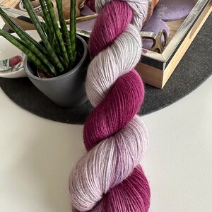 Hand-dyed sock yarn, wool, yarn, knitting, crochet, self-dyed sock yarn